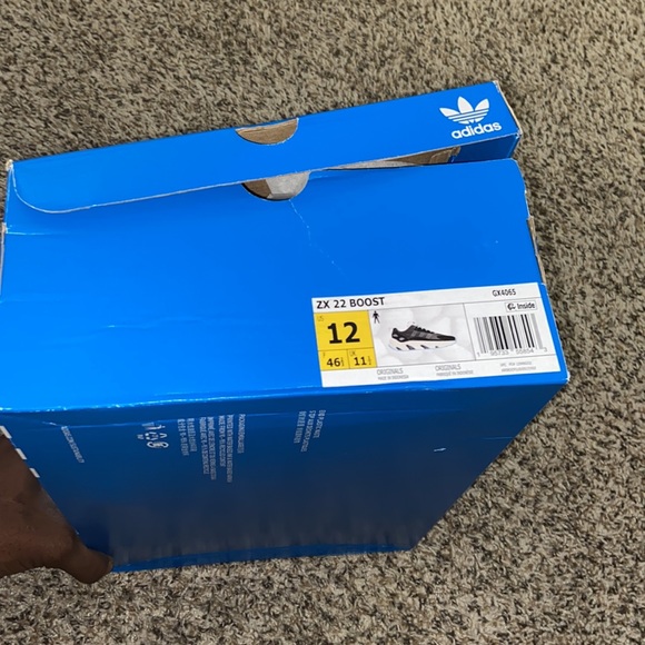 Brand new ZX 22 Boost - Picture 5 of 5